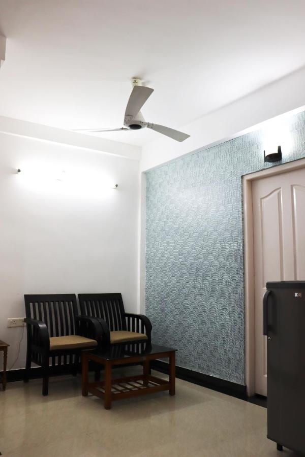 Uthradam Towers Hotel Thiruvananthapuram Exterior photo